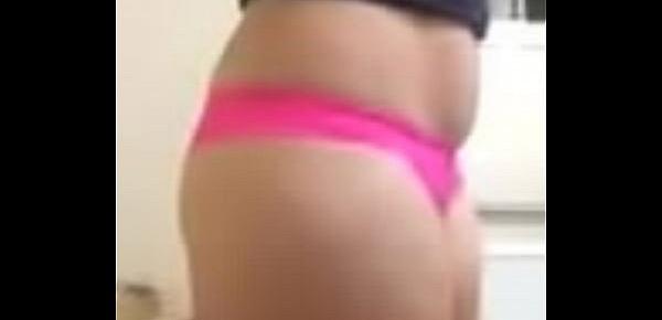  Amanda fisting her ass. Homemade video, pawg, whooty, house wife!